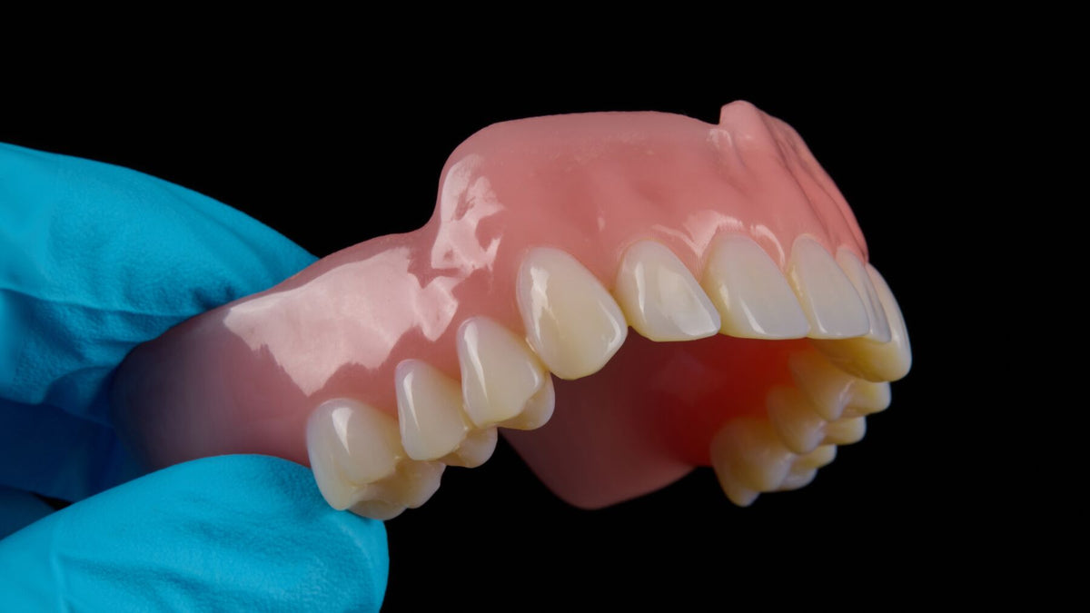 Dijital Total Protez: Denture Base ve Premium Teeth Resin