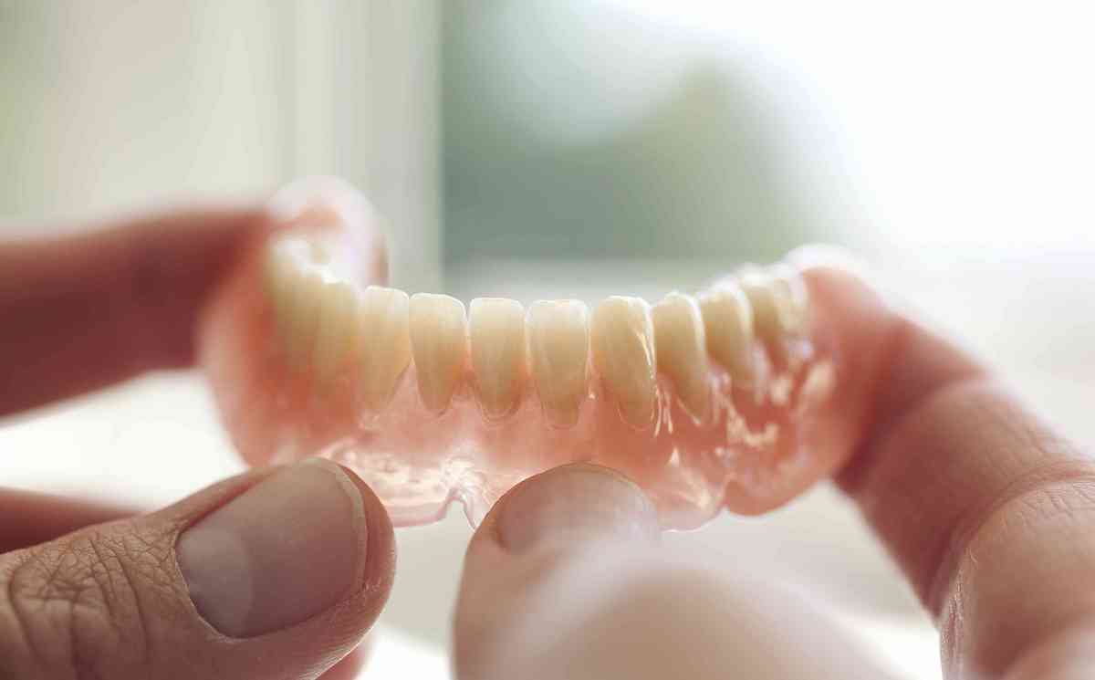 Basılı total proteze besleme: Denture Base Resin ile pratik rehber