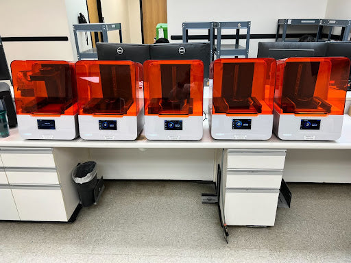Iverson Dental Lab'ın 555 hedefi: Form 3B filosu, Model Resin ve Build Platform 2